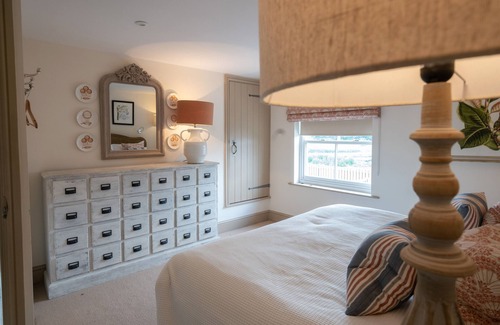 Carlton House | Stapleton/Parkgate Cottages