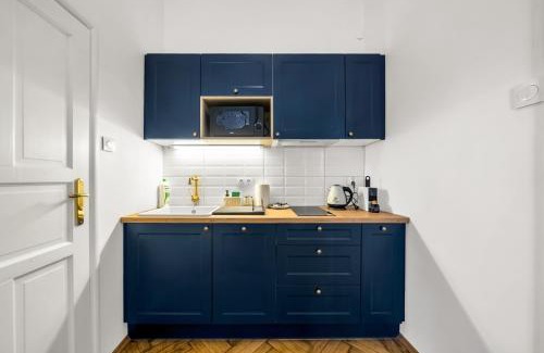 Praga Apartment | Stara Praga Apartment - Top Location, Balcony - by Rentujemy