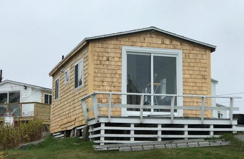 Indian Harbour Ski Chalet | Starfish Cottage