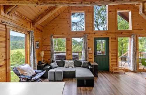 Stanton House | Stargazer - Rooftop Hot Tub Walk To Red River