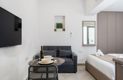 Larnaca City Centre Apartment | Starlight Studio