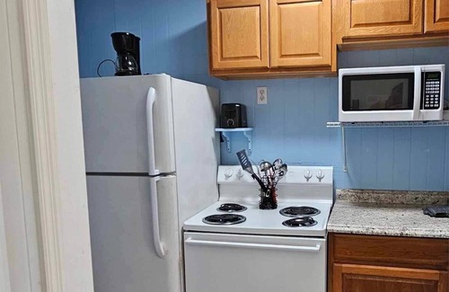 Eastpoint House | Starry Night Cottage with a Bay View and perfect for outdoor lovers!