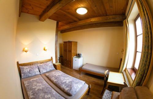 Cernosice Hotel | Stary dum