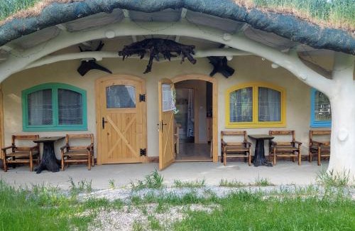 Osjakow House | Stary Spichlerz nad Wartą