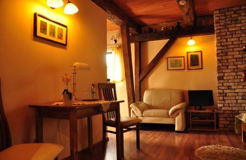 Chelmno Bed & Breakfast | Stary Spichrz Kawiarnia & Noclegi