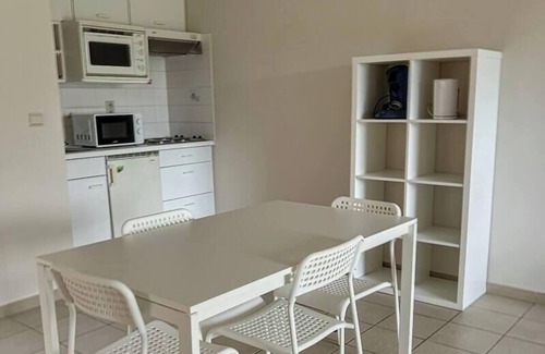 Ransart Apartment | Station 64 B 1 Charleroi-Airport