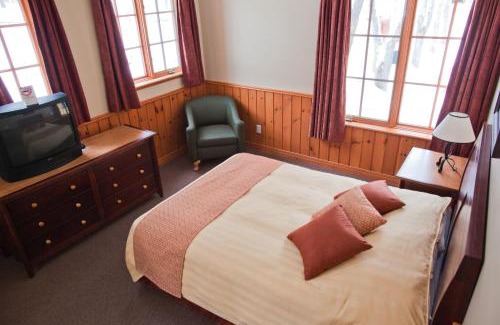 Sainte-Catherine-de-la-Jacques-Cartier Ski Chalet | Station Touristique Duchesnay - Sepaq