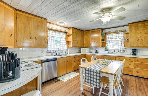 Davisville House | Stay and Play West Virginia Country Home!