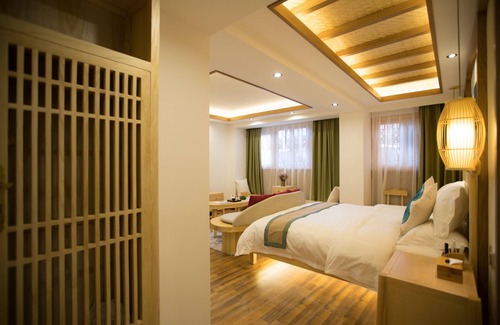 Qiandongnan Hotel | Stay in joy Boutique Inn