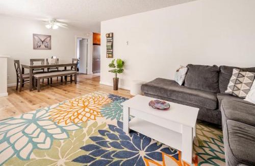 Hillcrest Apartment | Stay in the Heart of Hillcrest!