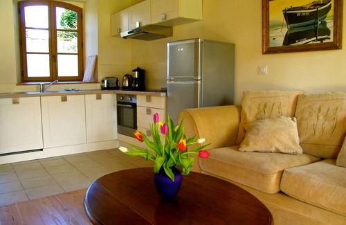 Pleudihen-sur-Rance Cottage | Stay late summer. Charming, cozy eco-gîte. Edge of Rance.