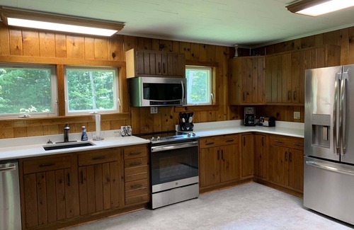 Hartstown Other | Stay on a live operating maple syrup farm!