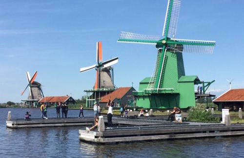Zaanse Schans Hotel | Stay overnight at Windmill Village Zaanse Schans - Amsterdam