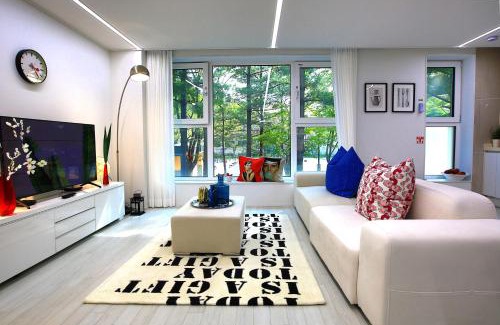 Goyang House | Stay Park 1