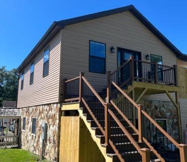 Ohiopyle Apartment | Stay, play and relax in Ohiopyle, PA, Hot tub, Pool table, next to the GAP trail in Ohiopyle, PA