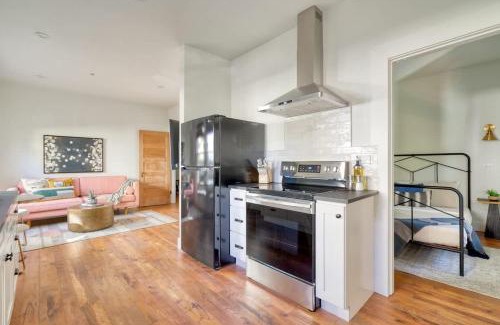 Uptown Apartment | Stay Portland - The Trésor Suite- Cold Brew & Craft Beers