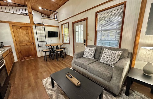 Lake Waccamaw House | Stay Small at Lake Waccamaw 2