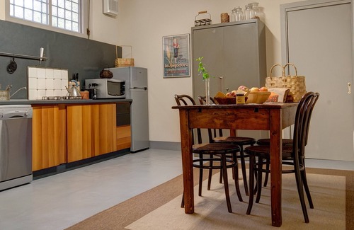 Avane Apartment | Stay, think and relax. 15' drive from Pisa, Lucca and the beach. Extended layout