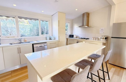 Trevallyn House | StayAU 2BR Home w/Stunning Views in Tasmania