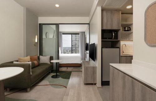 Khlong Tan Hotel | Staybridge Suites Bangkok Sukhumvit by IHG