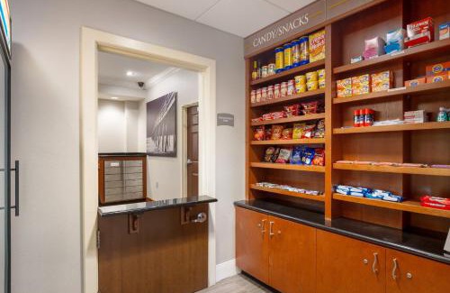 Chesapeake Hotel | Staybridge Suites Chesapeake-Virginia Beach by IHG