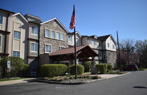 Cranbury Hotel | Staybridge Suites Cranbury - South Brunswick by IHG