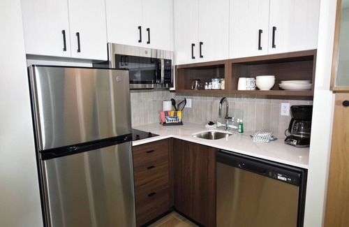 Novi Hotel | Staybridge Suites Detroit Novi by IHG