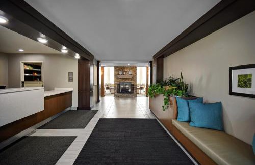 Holland Hotel | Staybridge Suites - Holland by IHG