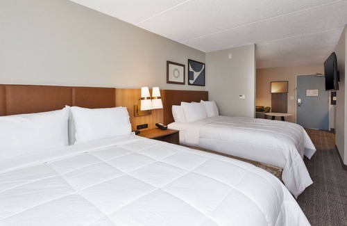 South Hills Hotel | Staybridge Suites Pittsburgh Airport by IHG