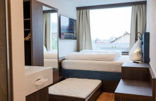 Spittal an der Drau Hotel | StayInn24 - Sauna & Golfsimulator inklusive