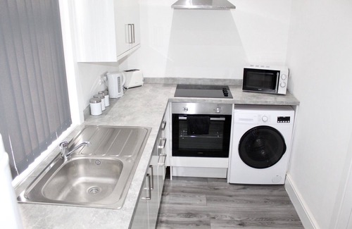 Blackpool Town Center Apartment | Steeden superior Apartment with spa bath
