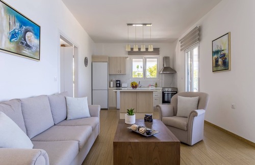Lygaria Apartment | Steliana's House -Ground Floor Apartment with Private Pool