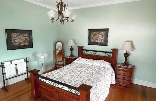 Dromana Hotel | Stella's Dromana Hotel