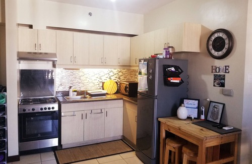 Project 8 Condo | Stellar Place near INC Central 3Bdr 2Bath Condo