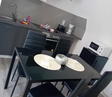 Crimmitschau Apartment | Stellas Monteurwohnungen