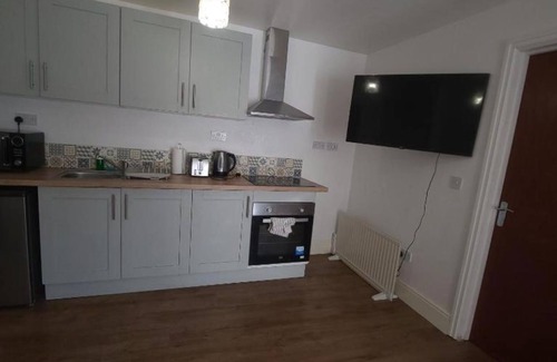 Patchway Apartment | Steller Suite, 3 Single Beds