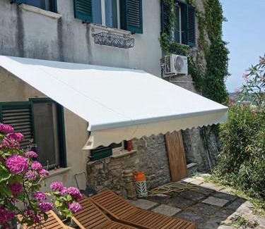 Cellino Attanasio House | Stenhus i Cellino