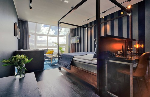 Stenungsund Hotel | Stenungsbaden Yacht Club