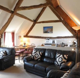 Monmouth House | Steppes Farm Cottages