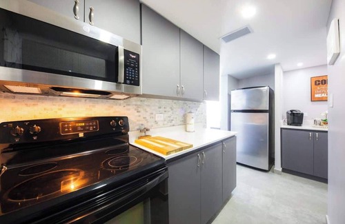 Carolina Apartment | Steps from Beach 2 Bed 2 Full Bath w/PK @ ESJ