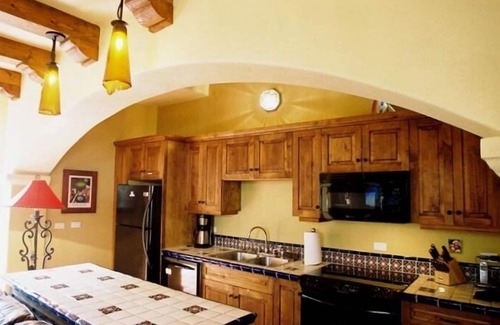 Nopolo Villa | Steps from Best Beach&LAP P00L View! Snorkel Golf Dine Swim Relax FUN 😎