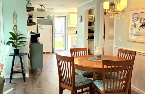 Dunkirk Cottage | Steps from the beach, Lakeview with Hot Tub