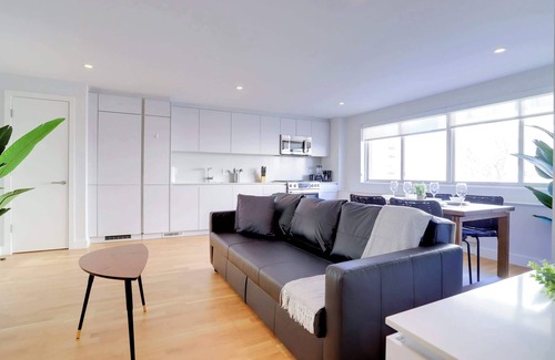 Radnor - Fort Myer Heights Apartment | Steps to Metro + Near D.C. Landmarks