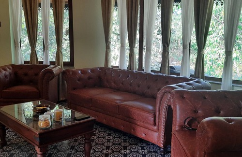 Turiya Hotel | Sterling Padam Pench