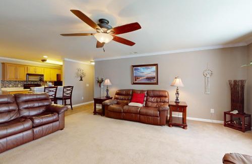 Murrells Inlet Apartment | Sterling Pointe 120-A at Wachesaw III