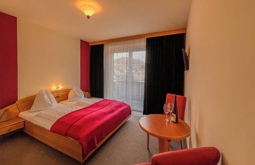 Spitz Hotel | STIERSCHNEIDERS Weinhotel Wachau