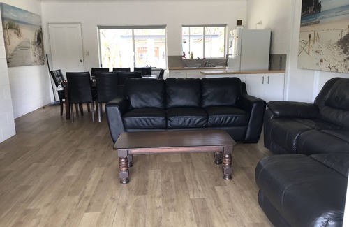 Orchid Beach Apartment | Stingrays (Duplex) price per unit Holiday/Fishing