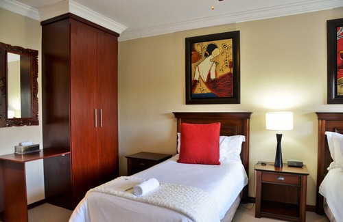 Schoemansville House | Stirling Manor Boutique Guest House