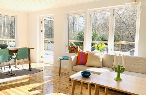 Varmdo House | Stockholm archipelago with pool, boat and bikes