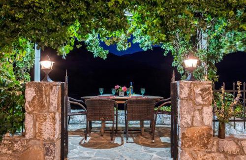 Goni Villa | Stone Built Villa Galatia, Poolside & Perfect View